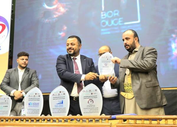 الهادي يشارك في الحفل التكريمي للرعاة والمشاركين في معرض بروج التقني 2025م